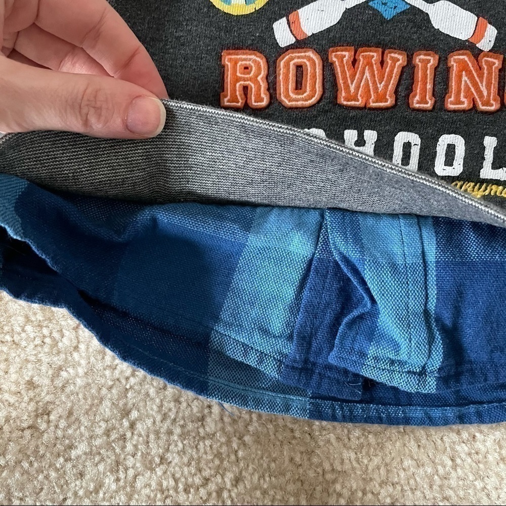 EUC Hatley Toddler Boy’s Sweatshirt! - Picture 4 of 6